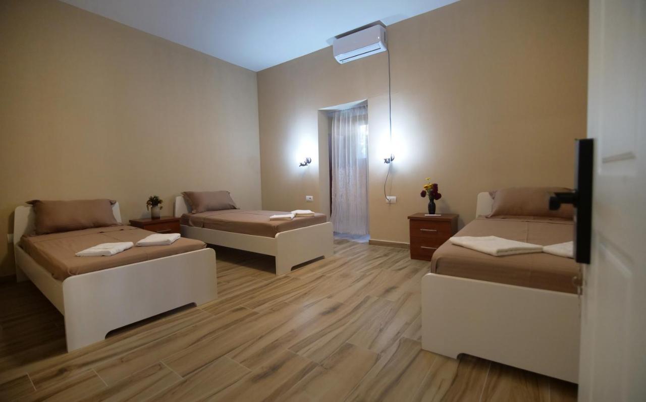 Hanna & Solei Hotel Берат Екстериор снимка